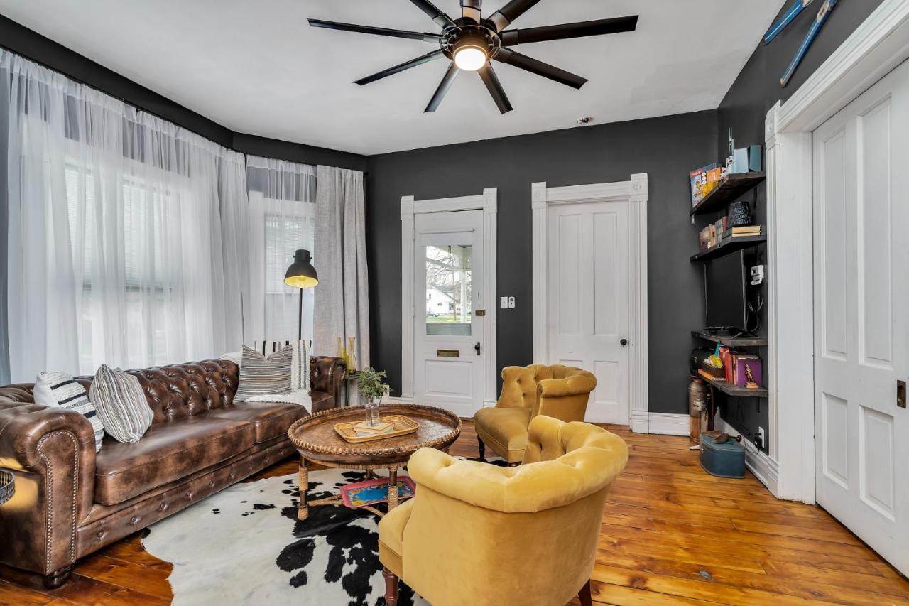 Enchanting Bungalow - 2Br Historic Hidden Gem Xenia Luaran gambar