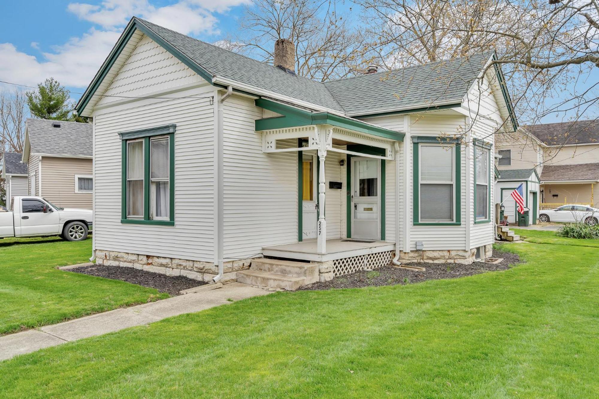 Enchanting Bungalow - 2Br Historic Hidden Gem Xenia Luaran gambar